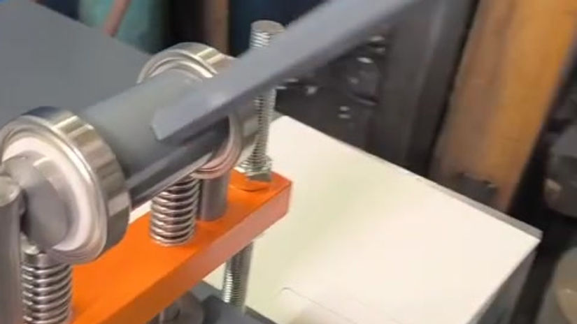 Manuel Deri Kesim Pres Makineleri